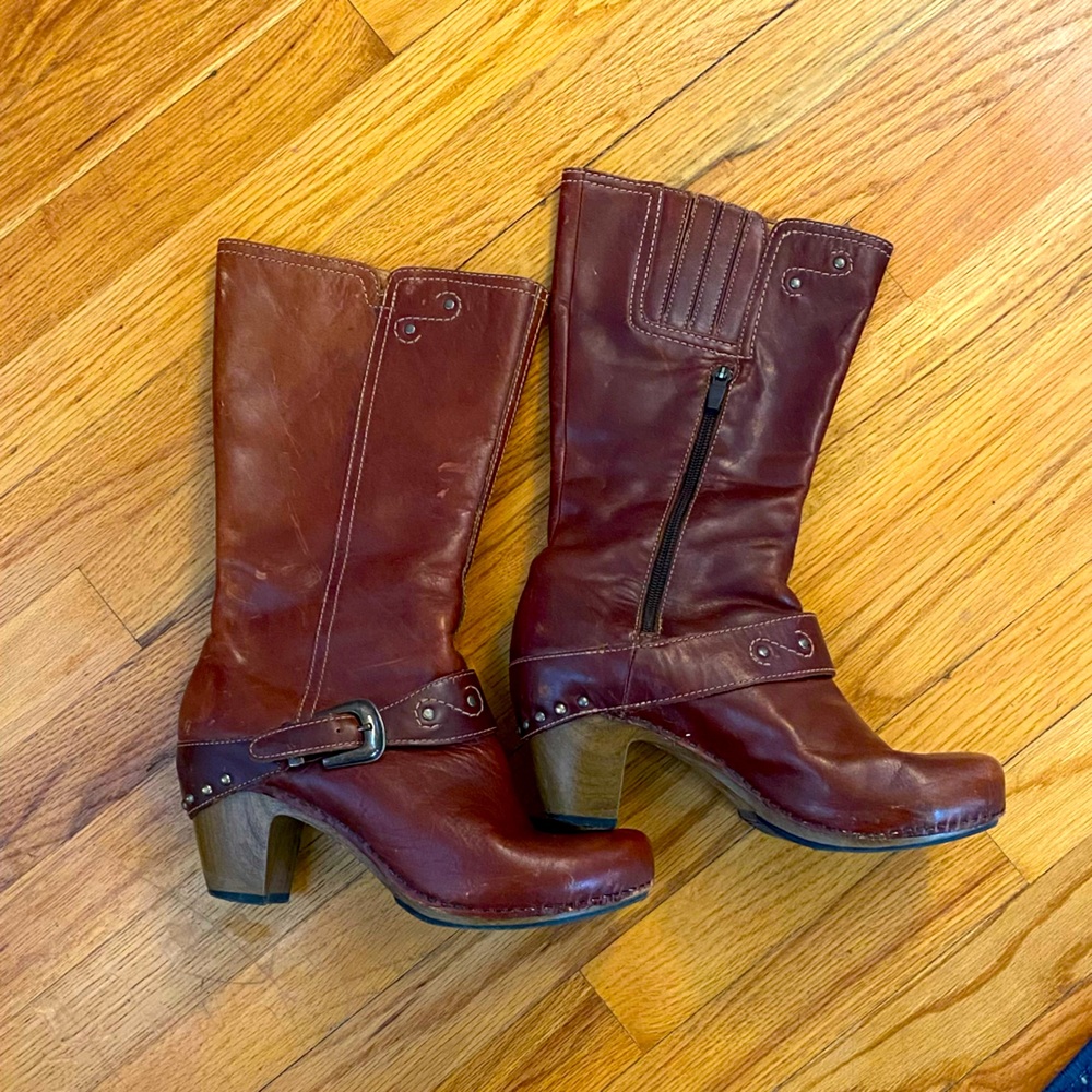 Rare Dansko leather boots EU 39 (size 8)